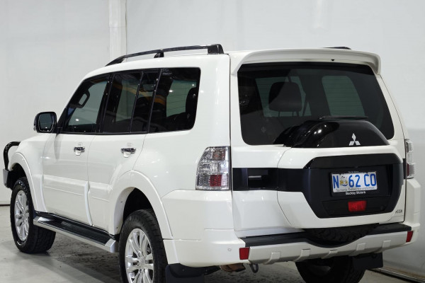 2020 Mitsubishi Pajero NX GLS SUV Image 5