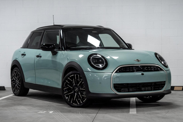 MINI Cooper C Favoured F65