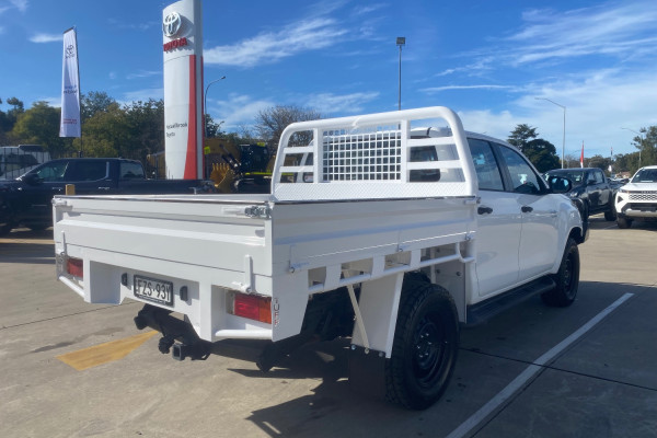 2018 Toyota HiLux  SR Double Cab Pick Up Image 7