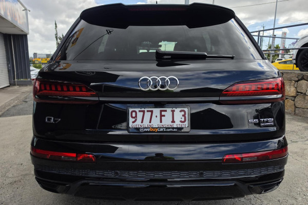 2022 Audi Q7 4M 55 TFSI S line SUV Image 10