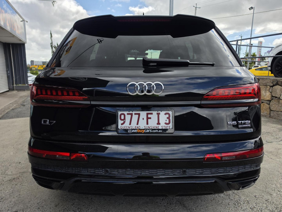2022 Audi Q7 4M 55 TFSI S line SUV Image 10