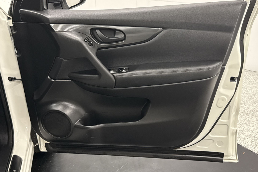 2020 Nissan QASHQAI Midnight Edition Wagon Image 19