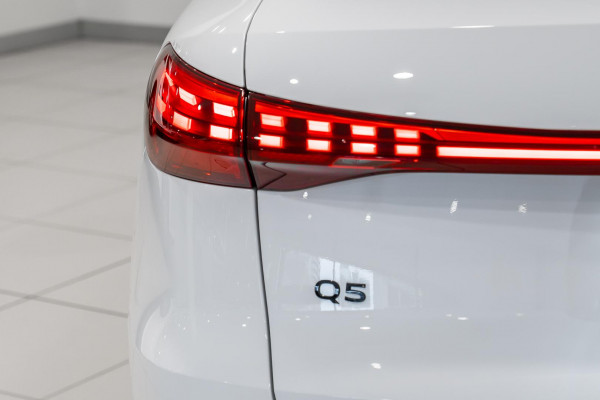 2026 Audi Q5 e-hybrid 270kW SUV image 25