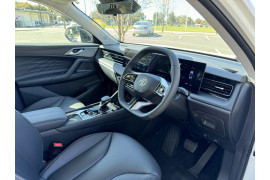 2024 MY25 MG HS AS33 Essence SUV