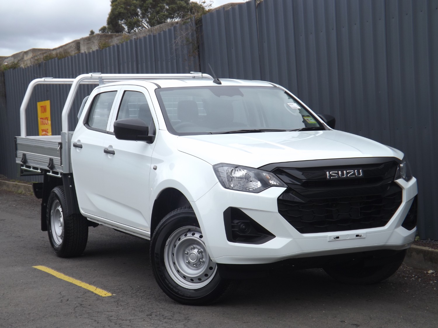 2025 ISUZU D-MAX SX RG CAB CHASSIS AUTOMATIC 4X4