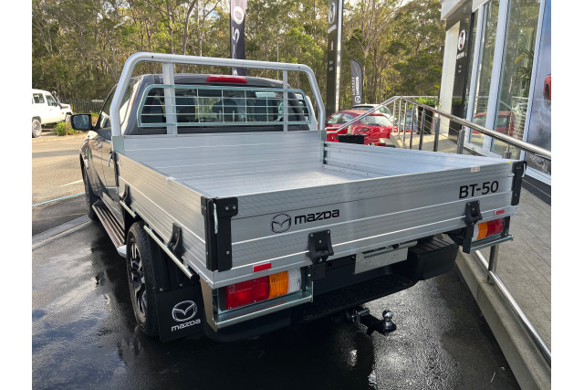 2025 Mazda BT-50 TF XTR Cab Chassis Image 2
