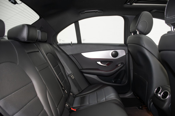 2020 Mercedes-Benz C-Class C200 Sedan Image 3