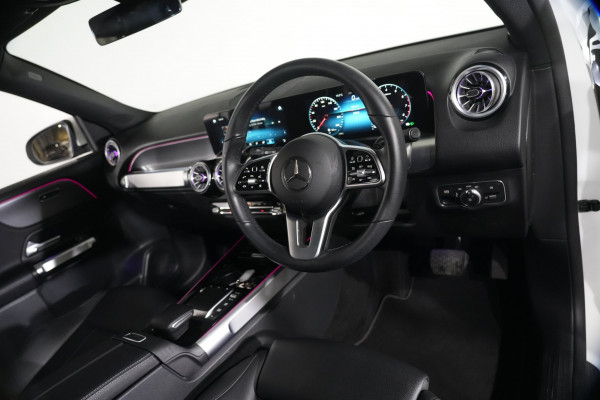2022 Mercedes-Benz GLB-Class GLB200 SUV Image 11