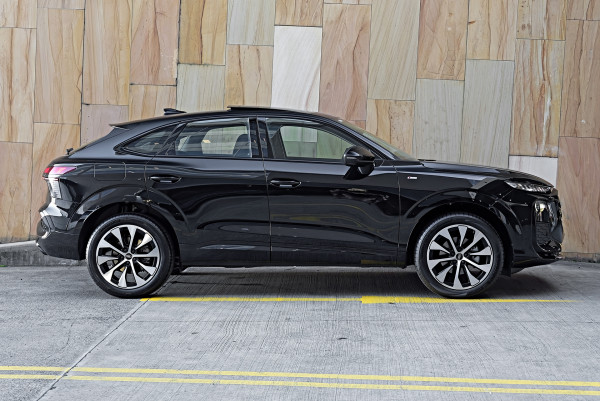 2026 Audi Q3 TFSI Sport SUV image 3
