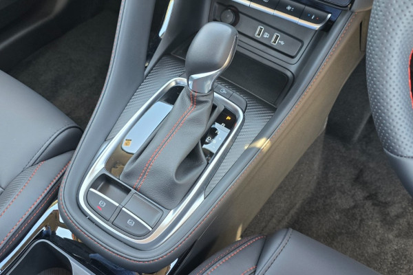 2025 MG ZS SUV