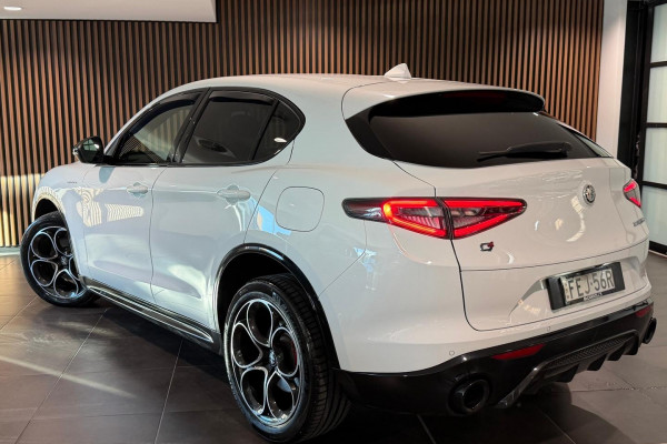 2023 Alfa Romeo Stelvio Series 5 Veloce SUV Image 2