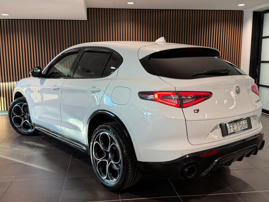 2023 Alfa Romeo Stelvio Series 5 Veloce SUV Image 2