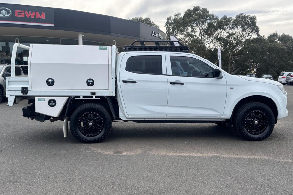 2022 Isuzu D-MAX RG SX High Ride Cab Chassis Image 10