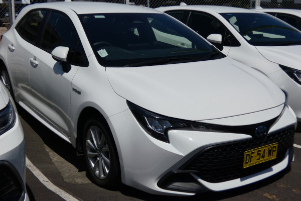 2022 Toyota Corolla ZWE211R ASCENT SPORT HYBRID Hatch Image 4