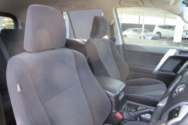 2015 Toyota LandCruiser Prado GDJ150R GXL SUV Image 12