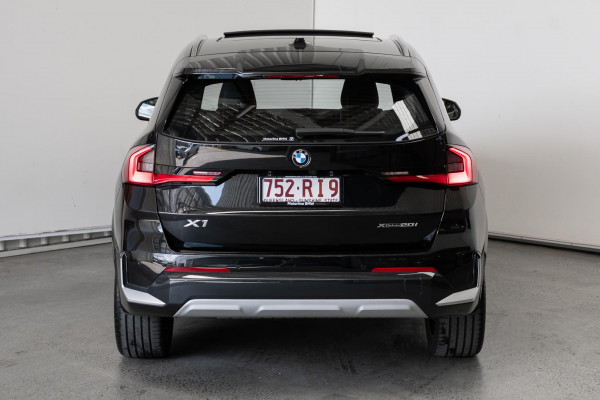 2025 BMW X1 U11 xDrive20i SUV image 5