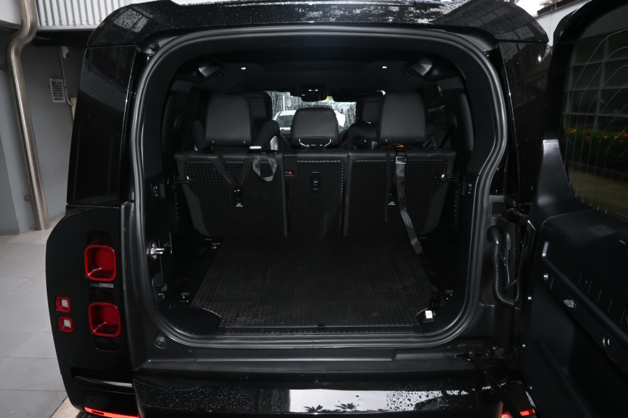 2025 MY25.5 Land Rover Defender L663 110 D350 X-Dynamic HSE SUV