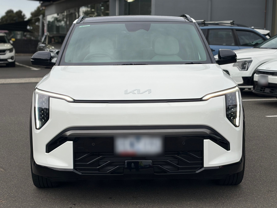 2025 Kia EV3 SV GT-Line SUV Image 4