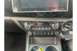 2019 Toyota HiLux  SR5 Ute