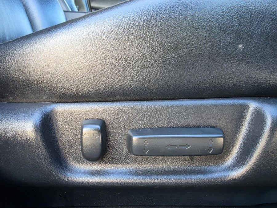 2004 Honda Accord Euro 7th Gen Luxury Sedan Image 14