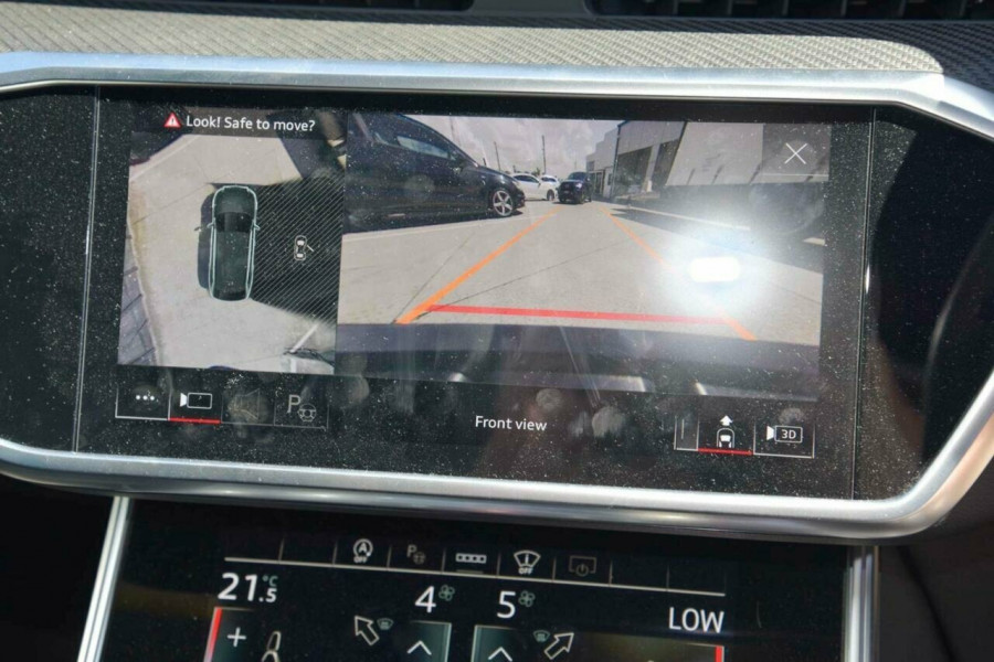 2021 Audi RS 6 C8 Wagon Image 10