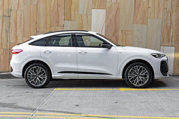 2025 Audi Q5 FY TFSI Sport 200KW SUV image 3