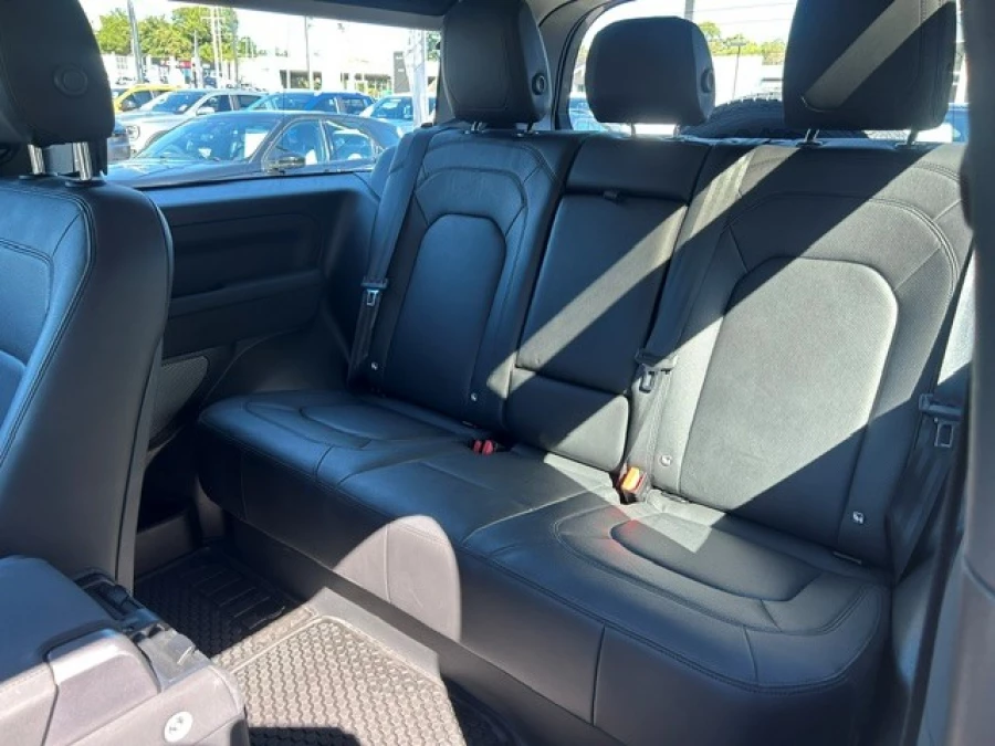 2023 MY23.5 Land Rover Defender L663 90 D250 S SUV Image 11