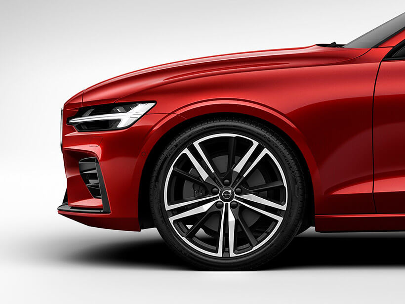 Striking wheels Image