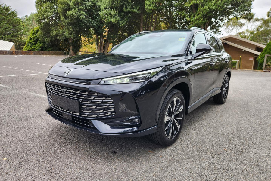 2025 MG HS AS33 Essence SUV Image 7