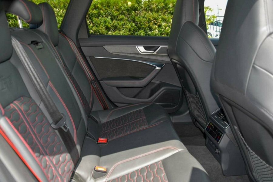 2021 Audi RS 6 C8 Wagon Image 20