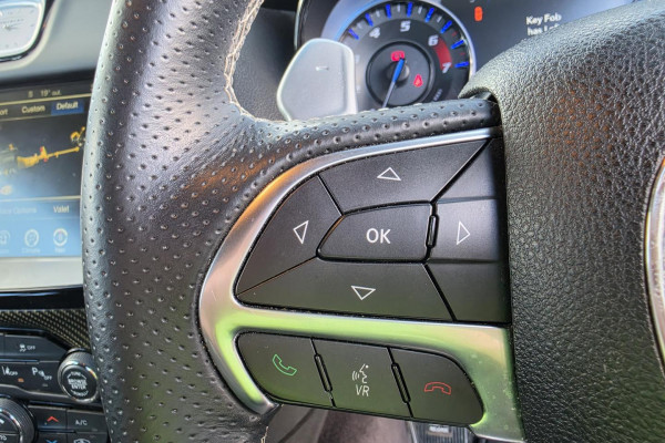 2017 Chrysler 300 LX SRT Sedan Image 23