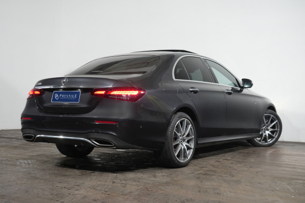 2022 Mercedes-Benz E-Class E200 Sedan image 7