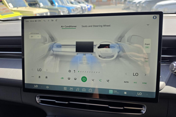 2025 XPeng G6  Long Range SUV Image 36