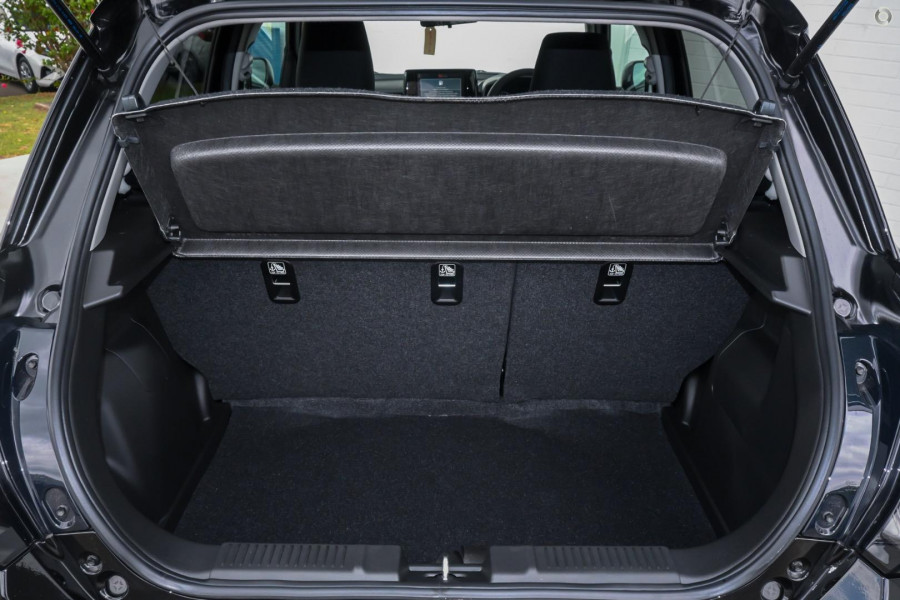 2026 Suzuki Swift UZ Hybrid Plus Hatch Image 9