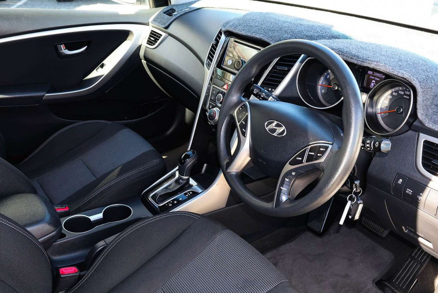 2013 Hyundai i30 GD Active Hatch Image 11