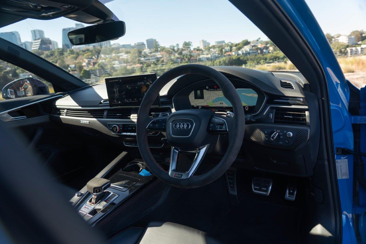 2021 Audi RS4  Quattro SUV Image 8