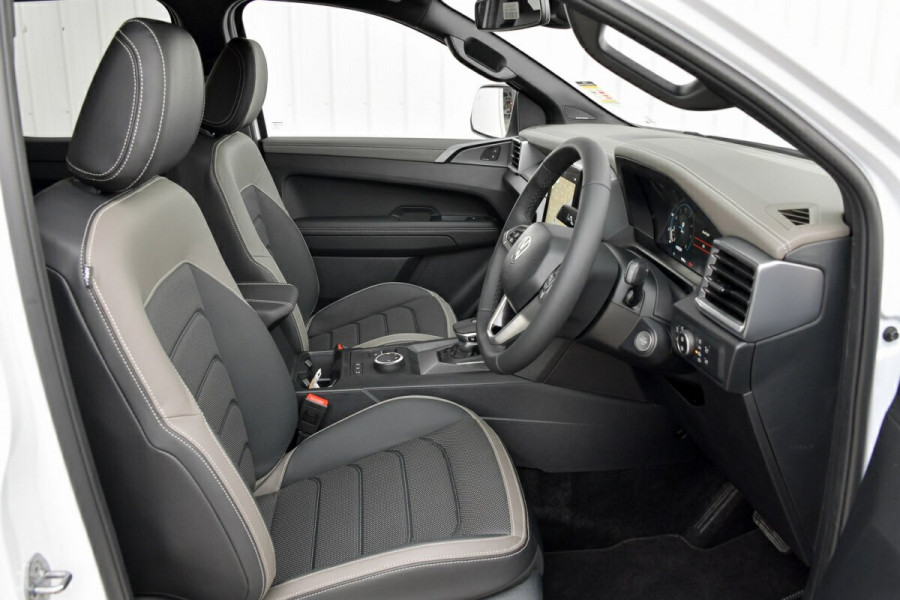 2024 Volkswagen Amarok NF TSI452 Aventura Ute Image 6
