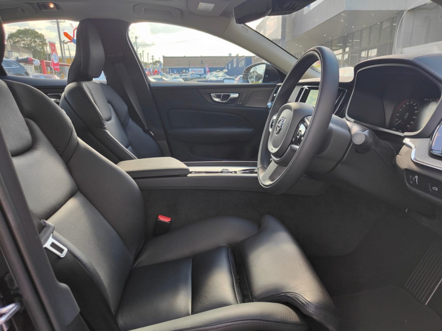 2021 Volvo S60 Z Series T5 Inscription Sedan Image 7