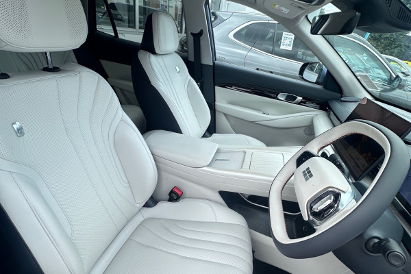 2026 Geely Starray EM-i P145 Inspire SUV Image 12
