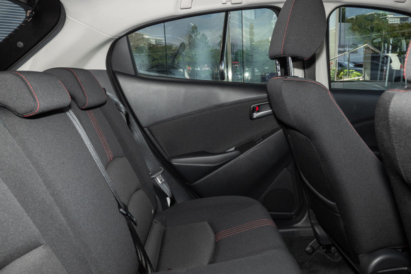 2025 Mazda 2 DJ Series G15 Evolve Hatch Image 9