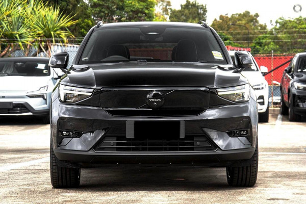 2024 MY25 Volvo EX40 No Series Black Edition SUV Image 2
