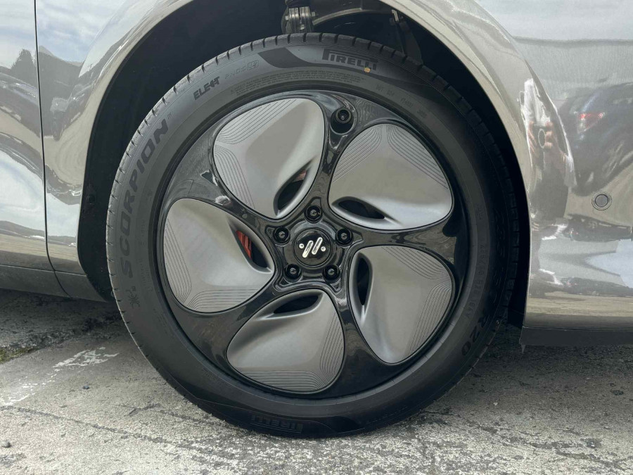 2026 MY25 MG IM6 S12L Premium SUV Image 19
