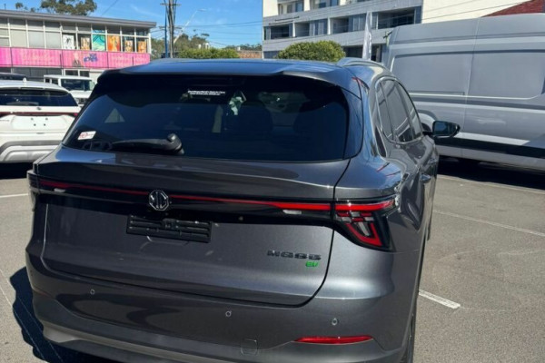 2026 MG MGS5 EV ZS3EM Essence 49 SUV Image 3