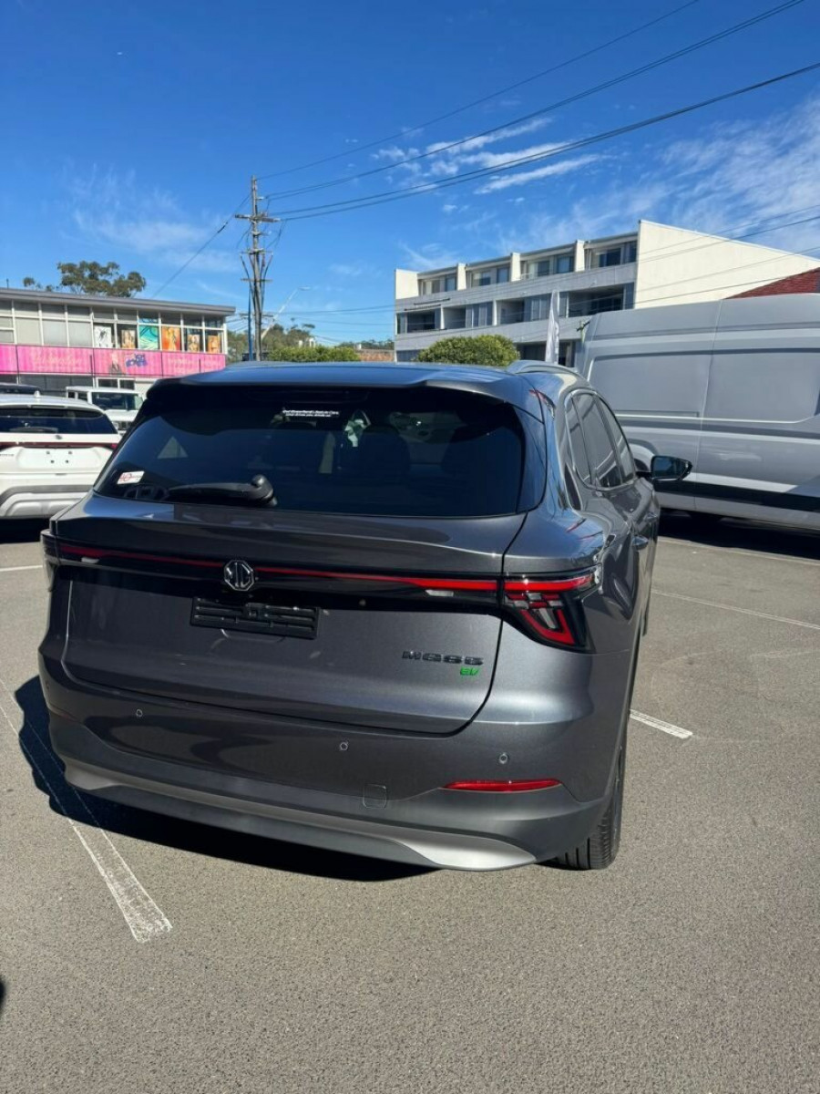 2026 MG MGS5 EV ZS3EM Essence 49 SUV Image 3
