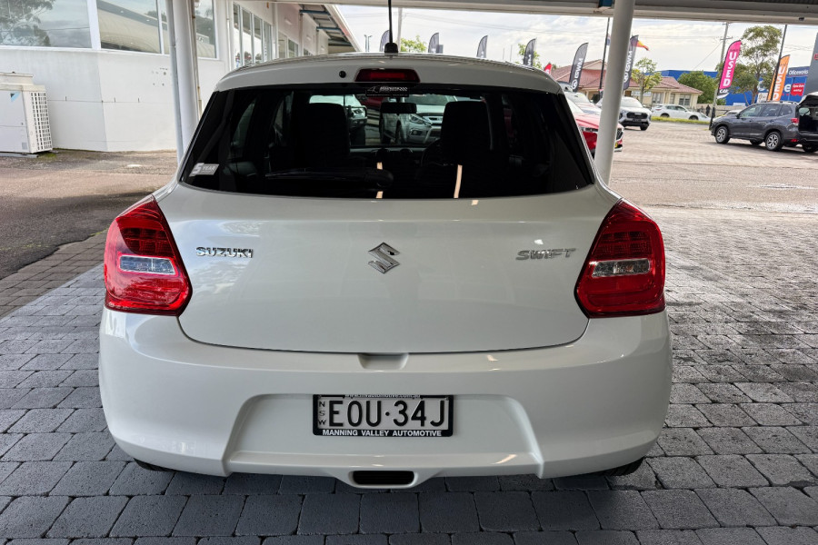 2021 Suzuki Swift AZ Series II GL Navigator Hatch Image 8
