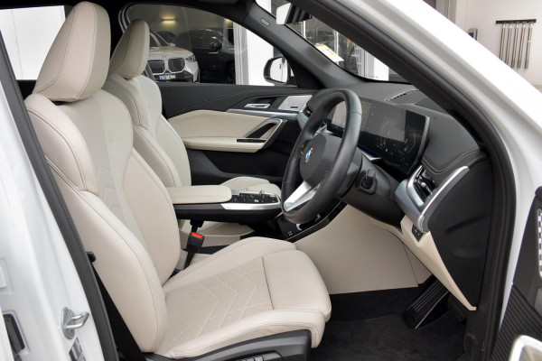 2025 BMW X1 U11 sDrive18i SUV image 6