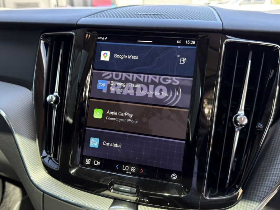 2025 Volvo XC60 UZ Plus T8 Plug-in Hybrid SUV Image 29