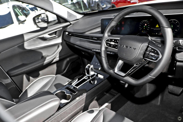 2026 Chery Tiggo 4  Hybrid Ultimate SUV Image 5