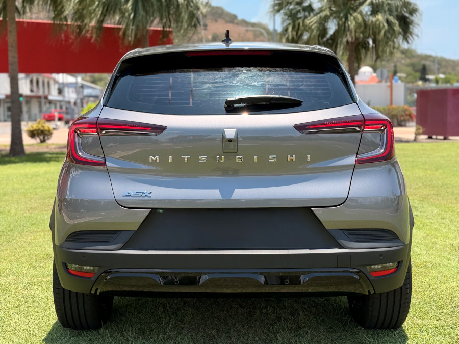 2025 Mitsubishi ASX XE LS SUV Image 6