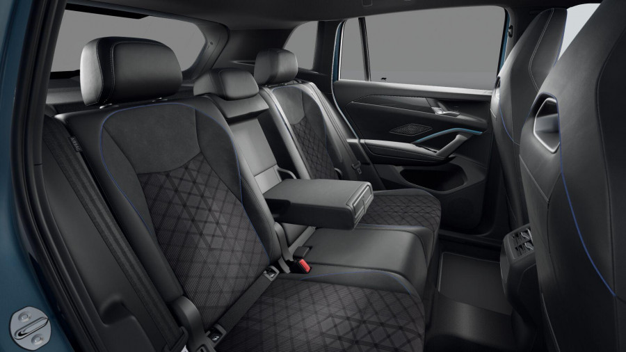 2025 Volkswagen Tiguan CT 150TSI R-Line SUV Image 12